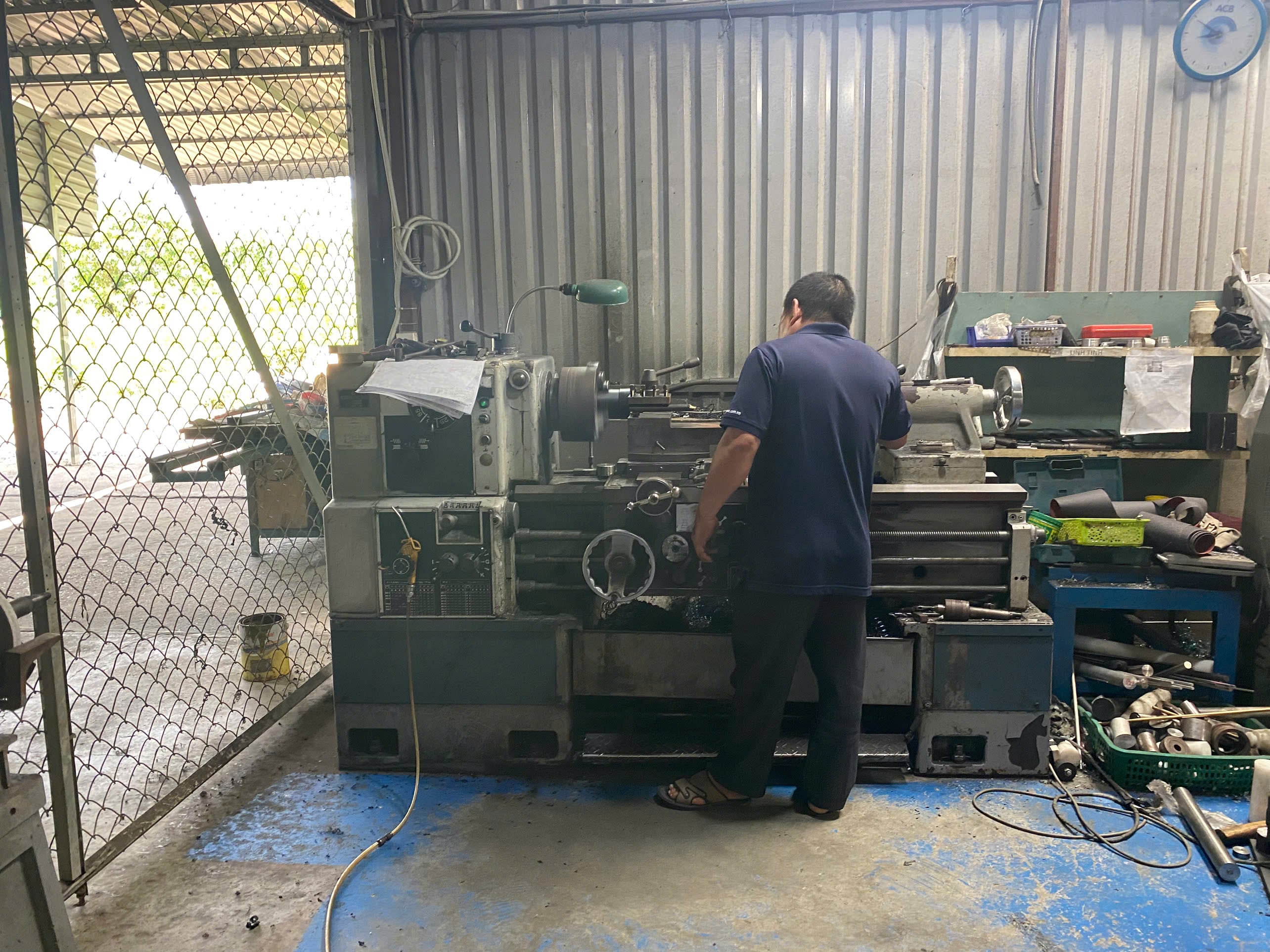 Lathe machine 1.jpg